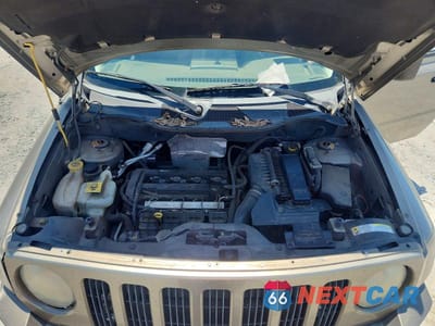Zdjęcie 12 z 13 samochodu: 2008 JEEP PATRIOT SPORT VIN:1J8FT28028D540402 - miniatura