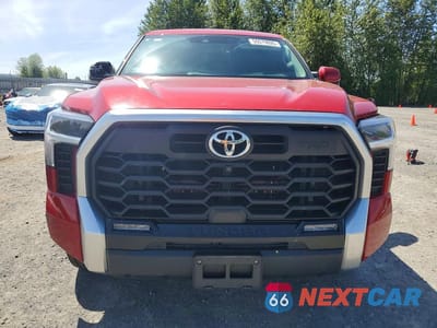 Piąte zdjęcie samochodu w środku: 2022 TOYOTA TUNDRA CREWMAX LIMITED VIN:5TFJA5DB0NX026042 - miniatura