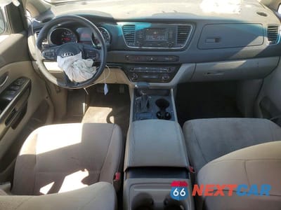 Zdjęcie 8 z 13 samochodu: 2018 KIA SEDONA L VIN:KNDMA5C15J6409836 - miniatura