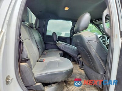 Zdjęcie 10 z 12 samochodu: 2023 RAM 5500 VIN:3C7WRNFLXPG527454 - miniatura