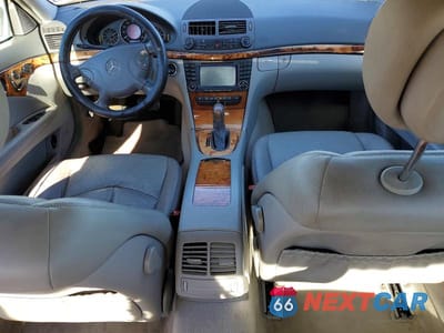 Zdjęcie 8 z 12 samochodu: 2006 MERCEDES-BENZ E 350 4MATIC VIN:WDBUF87J06X197375 - miniatura