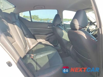 Zdjęcie 10 z 12 samochodu: 2024 NISSAN ALTIMA SR VIN:1N4BL4CW4RN381462 - miniatura