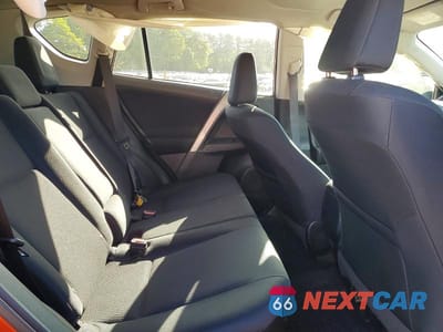 Zdjęcie 11 z 14 samochodu: 2016 TOYOTA RAV4 LE VIN:2T3BFREV6GW447924 - miniatura