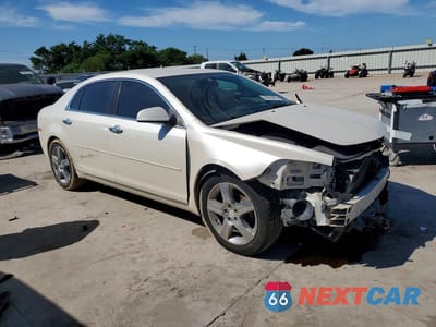Czwarte zdjęcie samochodu z boku: 2012 CHEVROLET MALIBU 1LT VIN:1G1ZC5E04CF254647 - miniatura