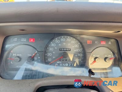 Zdjęcie 9 z 12 samochodu: 2004 MERCURY GRAND MARQUIS LS VIN:2MEFM75W54X656611 - miniatura