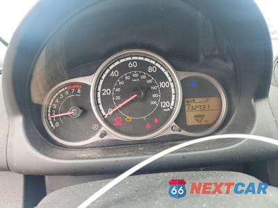 Zdjęcie 9 z 12 samochodu: 2012 MAZDA MAZDA2 VIN:JM1DE1LZ1C0141019 - miniatura