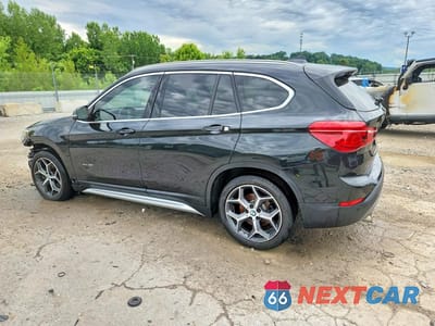 Drugie zdjęcie samochodu z przodu: 2018 BMW X1 XDRIVE28I VIN:WBXHT3C38J5K26733 - miniatura