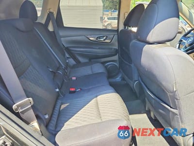 Zdjęcie 11 z 14 samochodu: 2017 NISSAN ROGUE S VIN:5N1AT2MV5HC817113 - miniatura