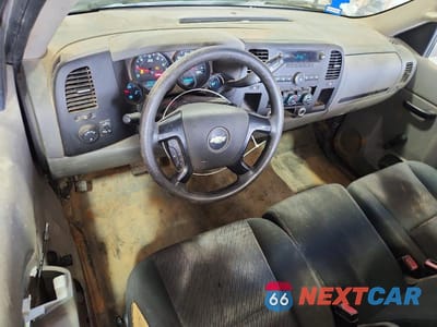 Zdjęcie 8 z 12 samochodu: 2012 CHEVROLET SILVERADO C1500 VIN:1GCNCPEXXCZ266170 - miniatura