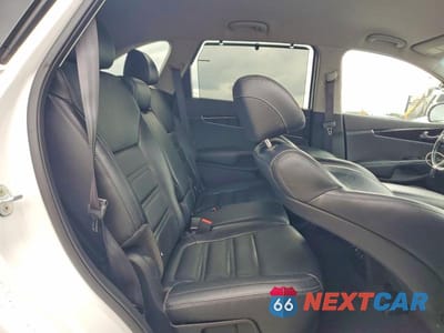 Zdjęcie 11 z 13 samochodu: 2017 KIA SORENTO EX VIN:5XYPH4A12HG260217 - miniatura