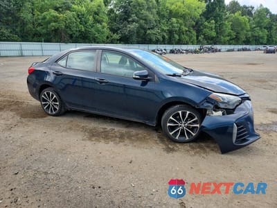 Czwarte zdjęcie samochodu z boku: 2018 TOYOTA COROLLA SE VIN:5YFBURHE6JP770275 - miniatura
