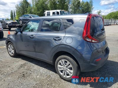 Drugie zdjęcie samochodu z przodu: 2021 KIA SOUL LX VIN:KNDJ23AU8M7743469 - miniatura