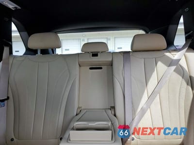 Zdjęcie 10 z 13 samochodu: 2018 BMW X5 XDRIVE50I VIN:5UXKR6C54J0U14746 - miniatura