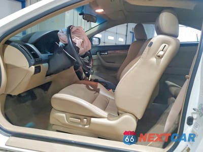 Zdjęcie 7 z 12 samochodu: 2005 HONDA ACCORD EX VIN:1HGCM826X5A000396 - miniatura