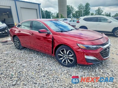 Czwarte zdjęcie samochodu z boku: 2024 CHEVROLET MALIBU RS VIN:1G1ZG5STXRF112752 - miniatura