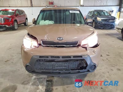 Piąte zdjęcie samochodu w środku: 2014 KIA SOUL BASE VIN:KNDJN2A22E7056053 - miniatura