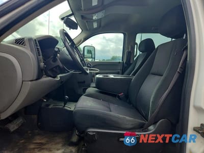 Zdjęcie 7 z 13 samochodu: 2013 CHEVROLET SILVERADO K1500 VIN:3GCPKPEA4DG344337 - miniatura