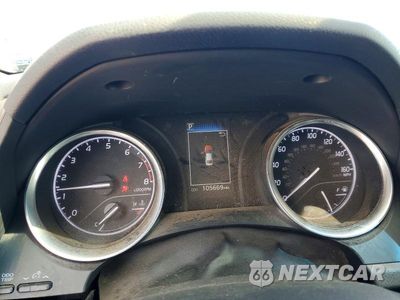 Zdjęcie 9 z 12 samochodu: 2018 TOYOTA CAMRY L VIN:4T1B11HK0JU554601 - miniatura
