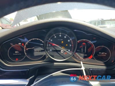 Zdjęcie 9 z 12 samochodu: 2018 PORSCHE PANAMERA 4 VIN:WP0AA2A76JL107529 - miniatura
