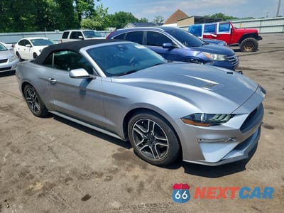 Czwarte zdjęcie samochodu z boku: 2021 FORD MUSTANG VIN:1FATP8UH4M5103895 - miniatura