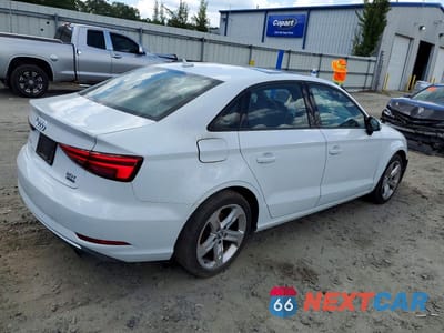 Trzecie zdjęcie samochodu z tyłu: 2017 AUDI A3 PREMIUM VIN:WAUB8GFFXH1010544 - miniatura