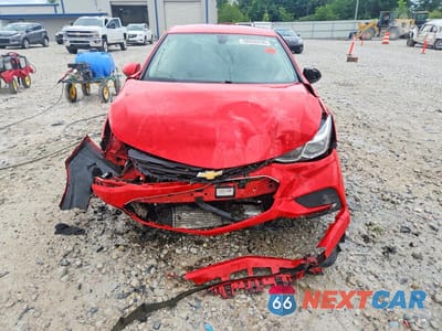 Piąte zdjęcie samochodu w środku: 2018 CHEVROLET CRUZE LS VIN:1G1BC5SMXJ7225783 - miniatura