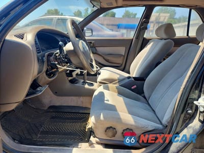 Zdjęcie 7 z 12 samochodu: 1995 TOYOTA CAMRY LE VIN:4T1SK12E8SU486274 - miniatura