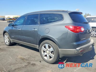 Drugie zdjęcie samochodu z przodu: 2009 CHEVROLET TRAVERSE LT VIN:1GNER23D29S102995 - miniatura