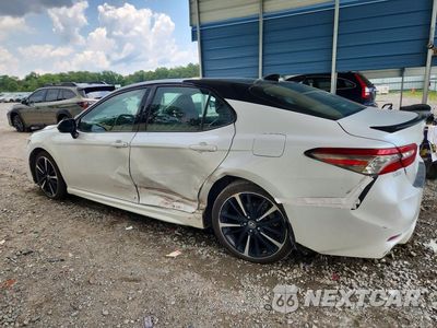Drugie zdjęcie samochodu z przodu: 2018 TOYOTA CAMRY XSE VIN:4T1B61HK1JU126859 - miniatura