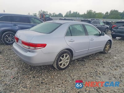 Trzecie zdjęcie samochodu z tyłu: 2004 HONDA ACCORD EX VIN:1HGCM66524A088297 - miniatura