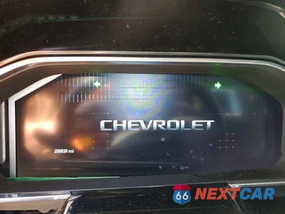 Zdjęcie 9 z 12 samochodu: 2026 CHEVROLET SILVERADO K1500 RST VIN:1GCUKEED2TZ144752 - miniatura