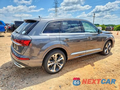 Trzecie zdjęcie samochodu z tyłu: 2024 AUDI Q7 PREMIUM PLUS VIN:WA1LXBF75RD000875 - miniatura