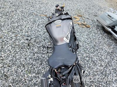 Zdjęcie 6 z 9 samochodu: 2018 YAMAHA YZFR6 VIN:JYARJ28E9JA003843 - miniatura