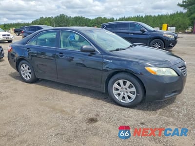 Czwarte zdjęcie samochodu z boku: 2009 TOYOTA CAMRY HYBRID VIN:4T1BB46KX9U106007 - miniatura