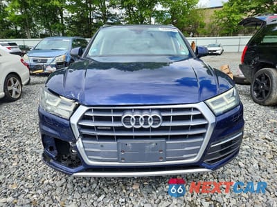 Piąte zdjęcie samochodu w środku: 2018 AUDI Q5 PREMIUM PLUS VIN:WA1BNAFY8J2000373 - miniatura