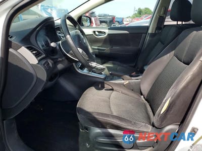 Zdjęcie 7 z 12 samochodu: 2015 NISSAN SENTRA SR VIN:3N1AB7AP3FY357189 - miniatura