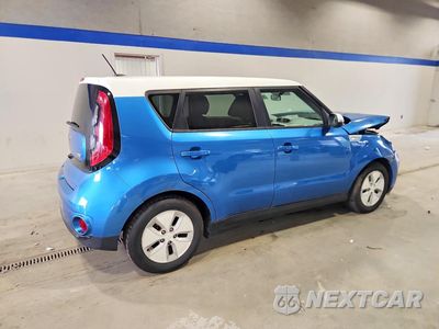 Piąte zdjęcie samochodu w środku: 2016 KIA SOUL EV BASE VIN:KNDJP3AE9G7005162 - miniatura