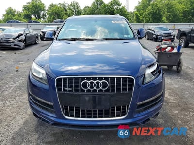 Piąte zdjęcie samochodu w środku: 2015 AUDI Q7 PREMIUM PLUS VIN:WA1LGAFE8FD025256 - miniatura