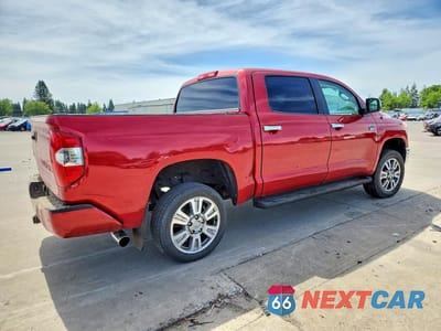 Trzecie zdjęcie samochodu z tyłu: 2014 TOYOTA TUNDRA CREWMAX PLATINUM VIN:5TFAY5F14EX392733 - miniatura