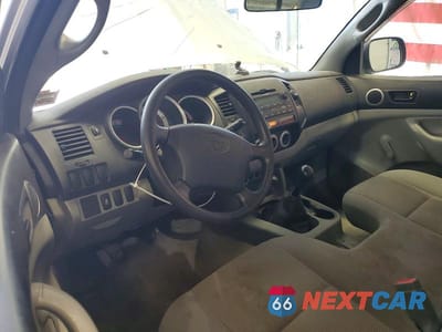 Zdjęcie 8 z 12 samochodu: 2011 TOYOTA TACOMA BASE VIN:5TFNX4CN8BX004579 - miniatura