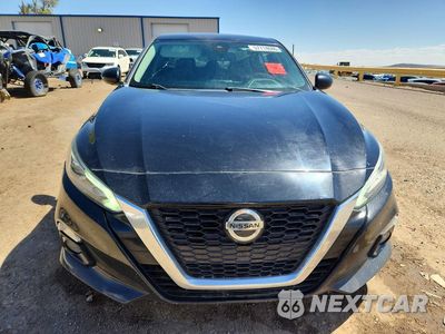 Piąte zdjęcie samochodu w środku: 2019 NISSAN ALTIMA SV VIN:1N4BL4DV1KC130504 - miniatura