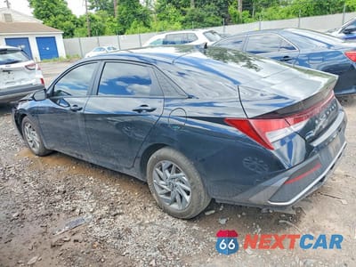 Drugie zdjęcie samochodu z przodu: 2024 HYUNDAI ELANTRA SEL VIN:KMHLM4DG2RU816029 - miniatura