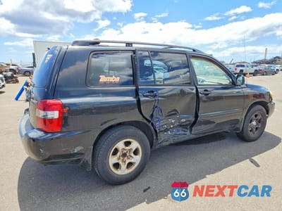 Trzecie zdjęcie samochodu z tyłu: 2004 TOYOTA HIGHLANDER BASE VIN:JTEGD21A440104627 - miniatura