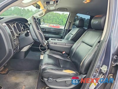 Zdjęcie 7 z 12 samochodu: 2007 TOYOTA TUNDRA DOUBLE CAB SR5 VIN:5TFRV541X7X013025 - miniatura