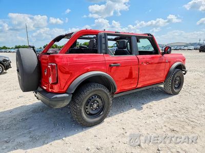 Trzecie zdjęcie samochodu z tyłu: 2022 FORD BRONCO BASE VIN:1FMEE5BP8NLA86609 - miniatura