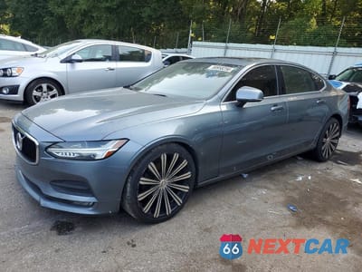 2018 VOLVO S90 T5 MOMENTUM LVY982AK2JP039962 - główne zdjęcie licytacji z USA - miniatura