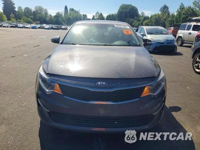 Piąte zdjęcie samochodu w środku: 2017 KIA OPTIMA LX VIN:5XXGT4L38HG147132 - miniatura