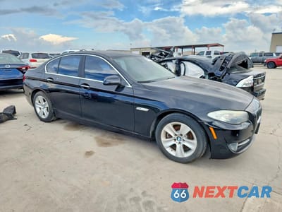 Czwarte zdjęcie samochodu z boku: 2012 BMW 528 I VIN:WBAXG5C53CDX05321 - miniatura