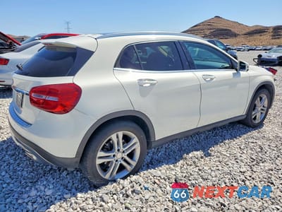 Trzecie zdjęcie samochodu z tyłu: 2015 MERCEDES-BENZ GLA 250 VIN:WDCTG4EB7FJ177880 - miniatura