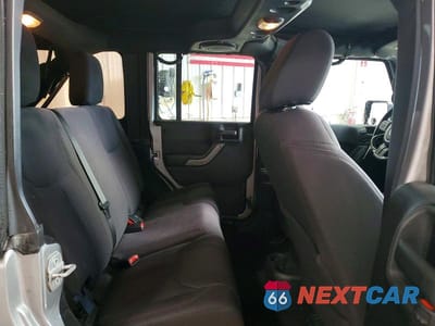 Zdjęcie 10 z 12 samochodu: 2014 JEEP WRANGLER UNLIMITED SPORT VIN:1C4BJWDG8EL155756 - miniatura